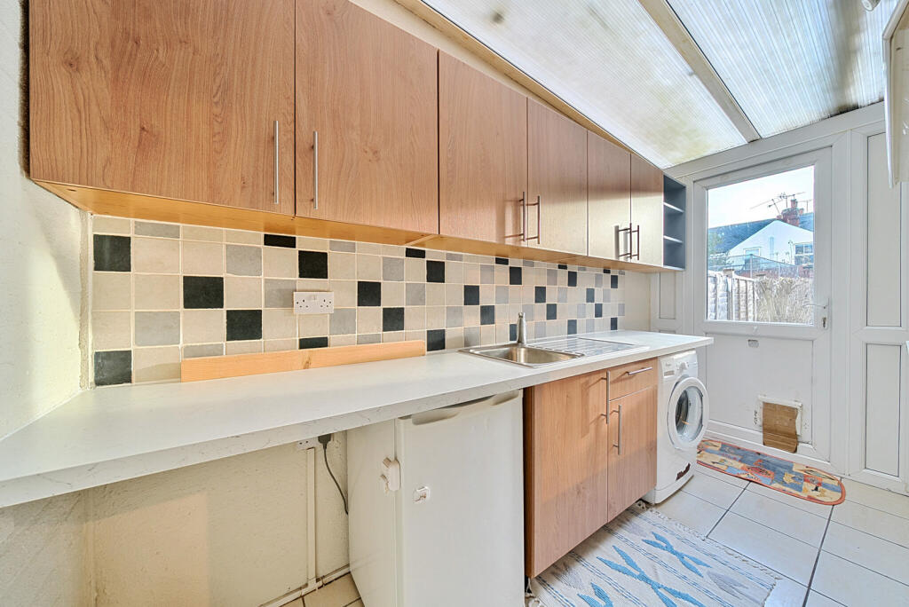 1392827-19-694954...