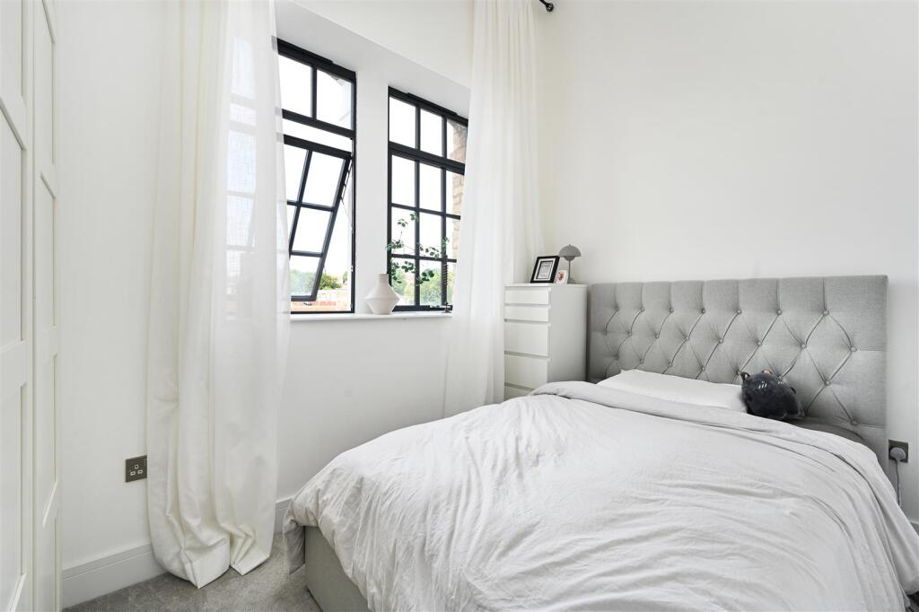 flat-27-the-old-brewery-bn41 (5).jpg