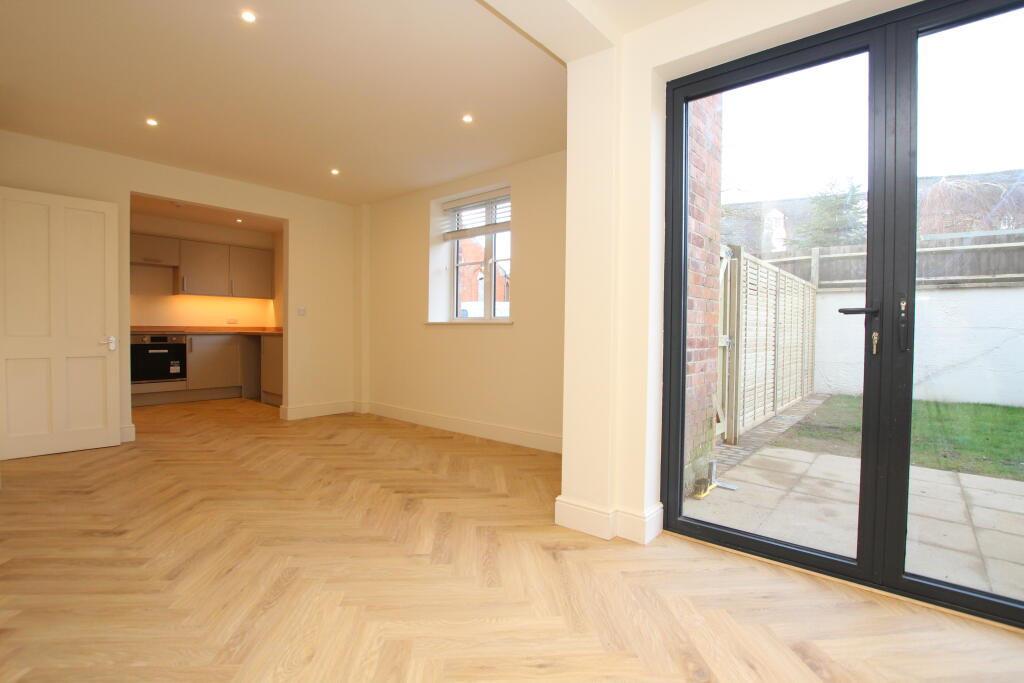 Living &amp; Dining Room