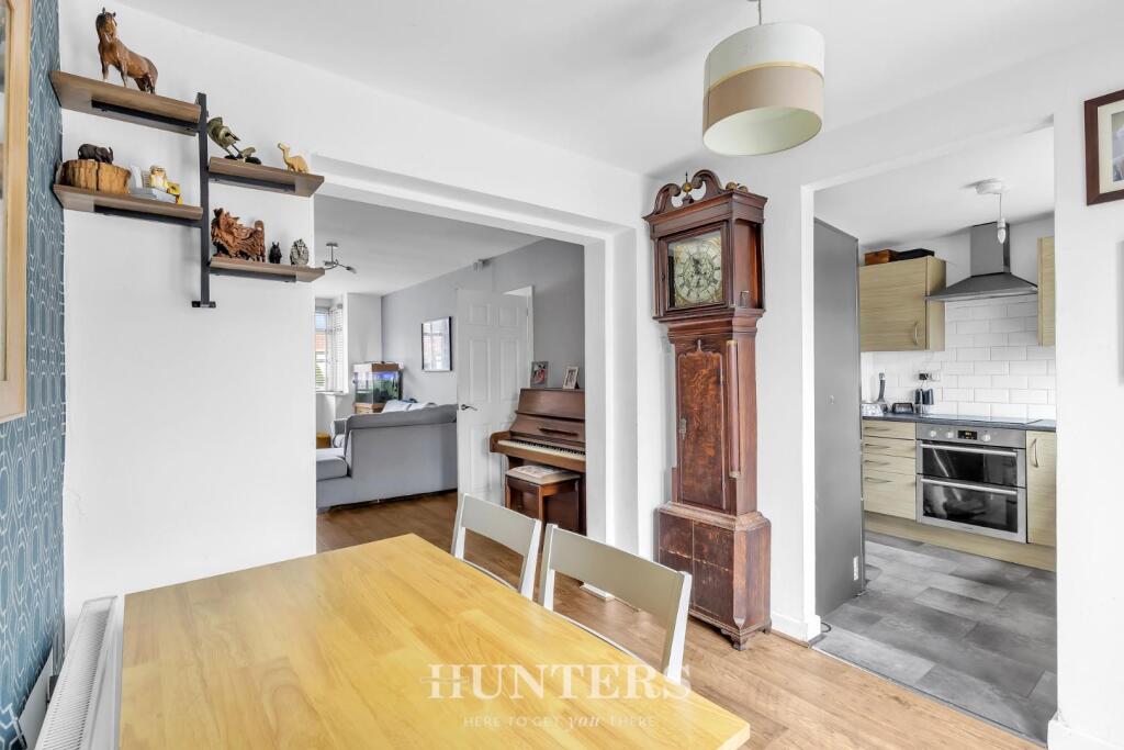 Monmouth Street (10).jpg