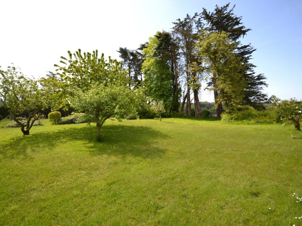Rear Communal Garden