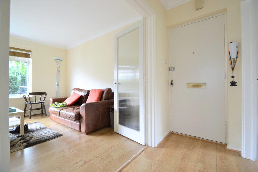 IMG_384159_7_larg...