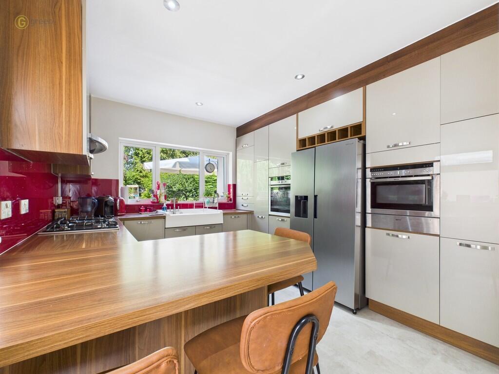 CAM03830G0-PR0198...