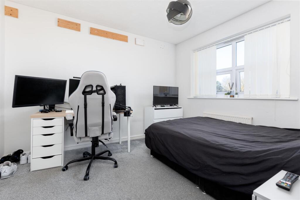 14 Mill Close-8.jpg
