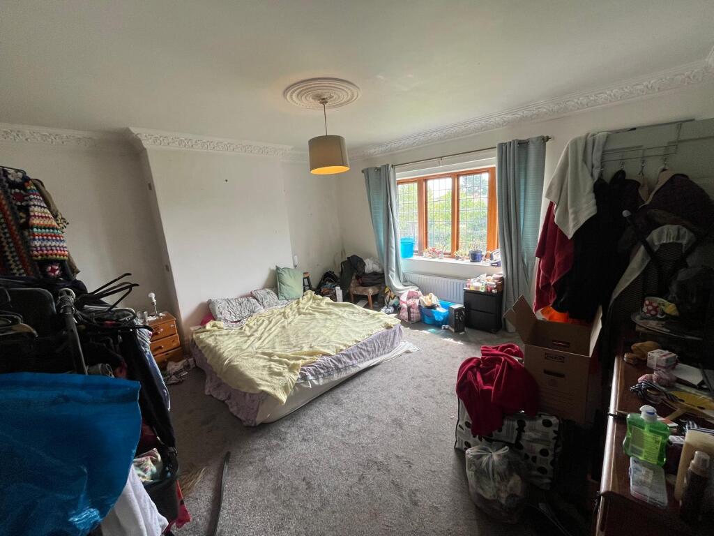 WhatsApp Image 2025-07-29 at 09.46.36_13800779.jpg