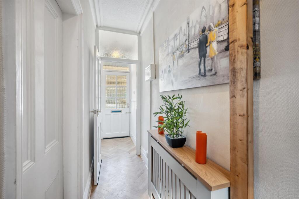 Entrance Hallway.jpg