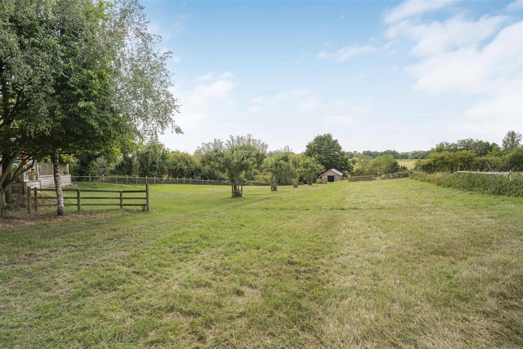 Bramley Barn, Cuttle Mill Lane, Paulerspury (38).J
