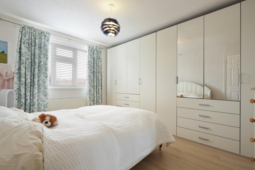 Estate Agent EweMove Scunthorpe Bedroom