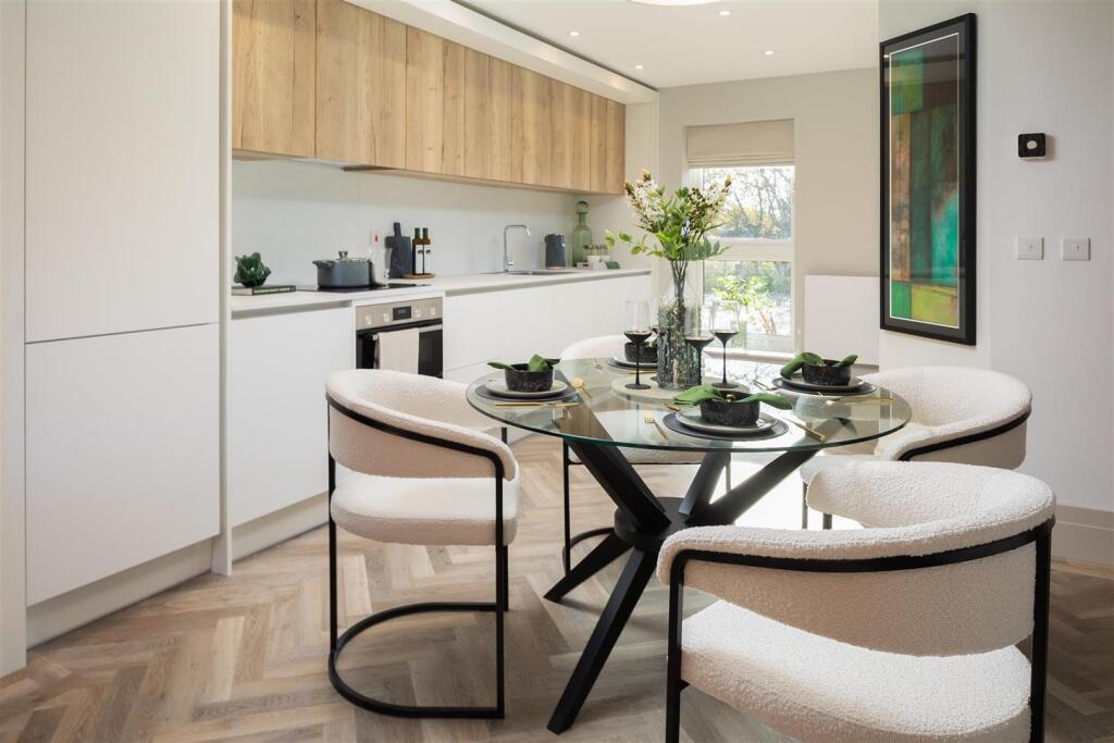 3Z9A6896 (Custom).jpg