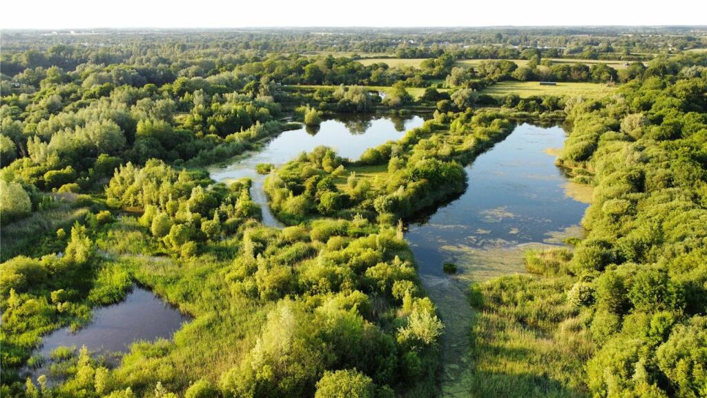 Lake 95