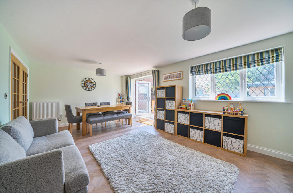 13112586685311e1217e4