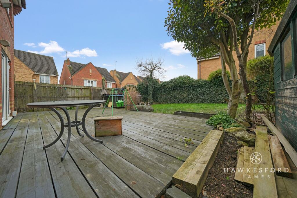 Lorimar Court, Sittingbourne - Garden