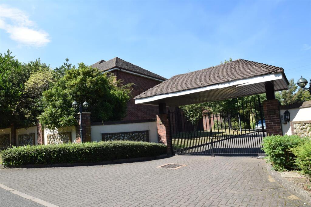 Gated Residence