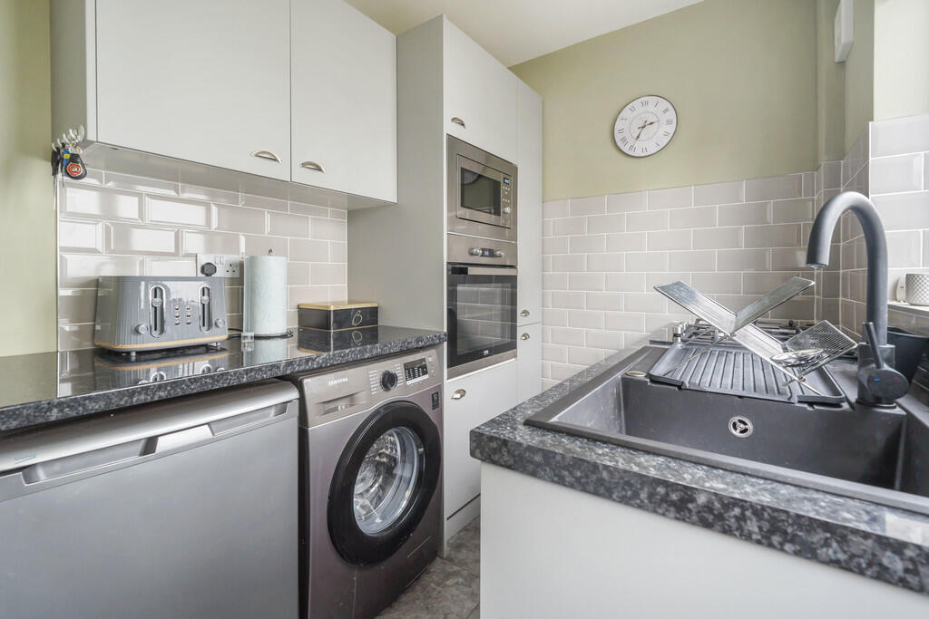 Fitted Kitchen