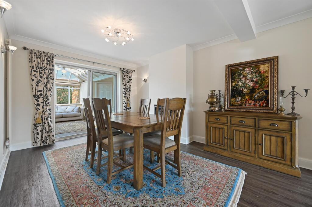 Dining Room.jpg