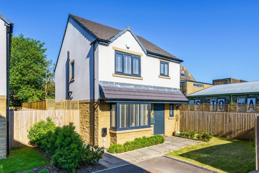 91839_4-Ings-Grove-Guiseley-Leeds  (1)_low.jpg