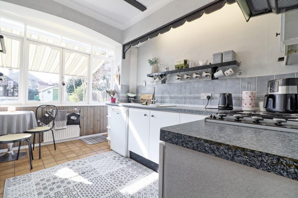 IMG_3808_09_10_ea...