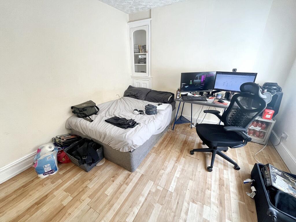 Bed1