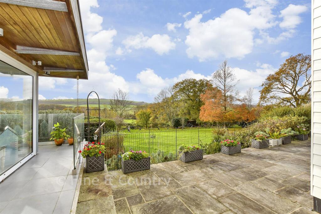 Patio / Decking