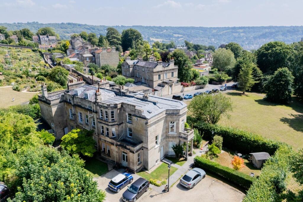 Flat 4, Northfields House BA1 5PR-18.jpg