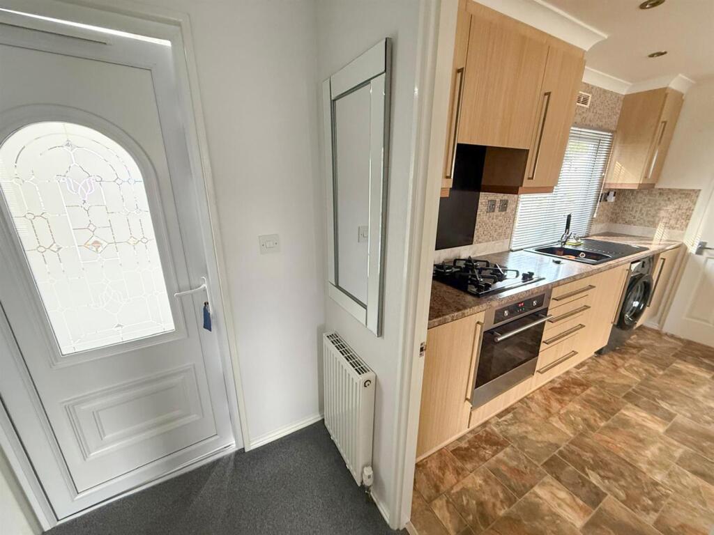 2 bed Park Home, Silsden 5