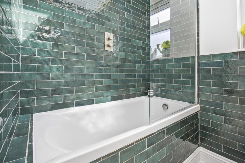1463639988 - St.Julians Farm Road, SE27 - 23.jpg