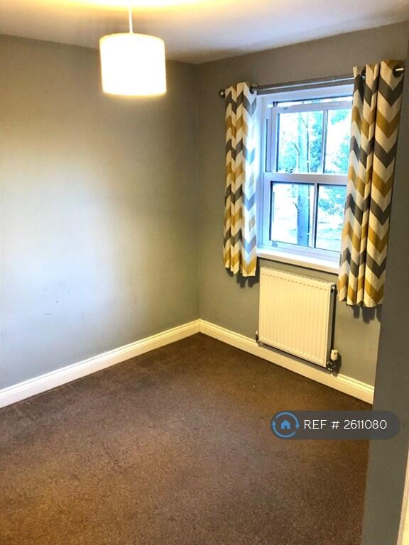 Front Double Bedroom 