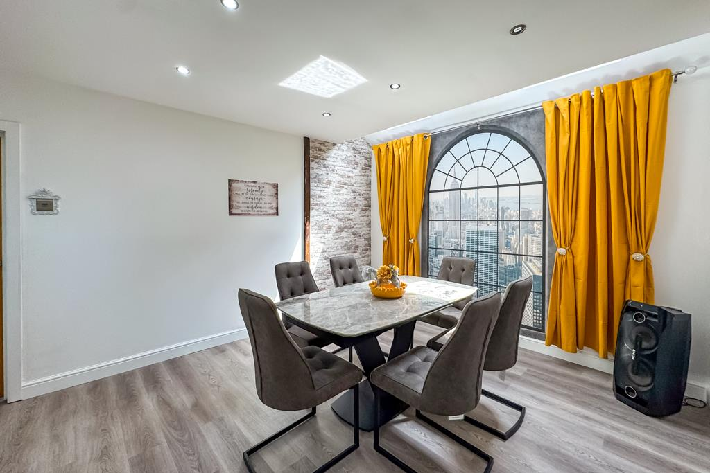 Kitchen/Family Room