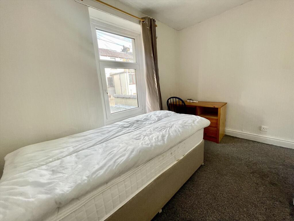 Bedroom 2 angle 2