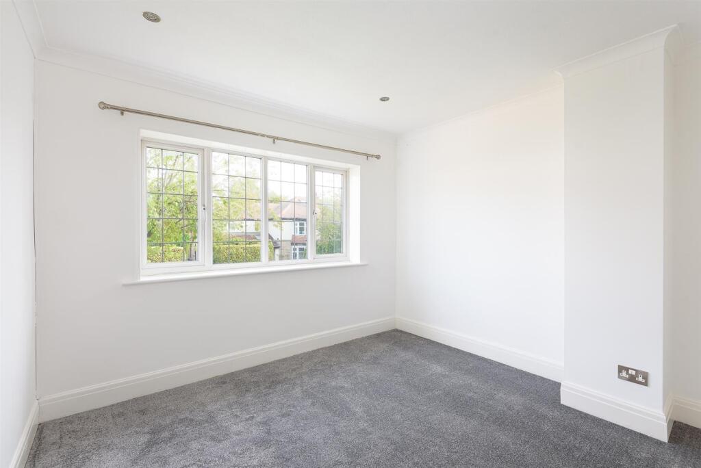 untitled (8 of 18).jpg