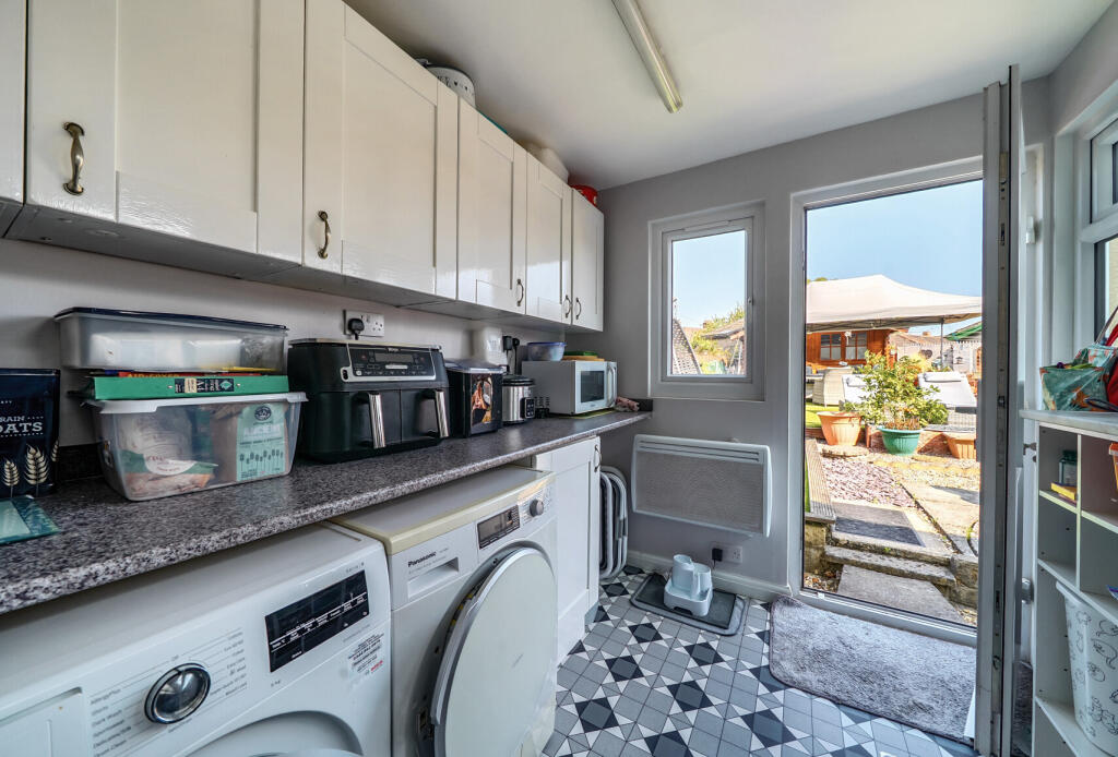 1340301-11-689f05...