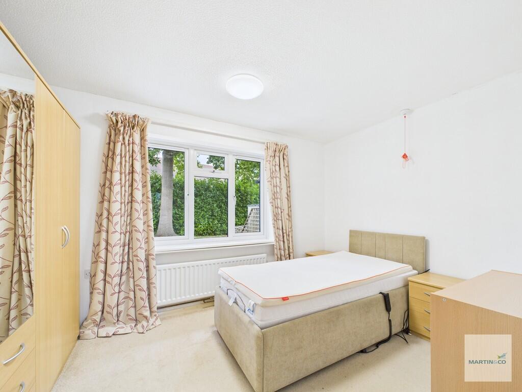 CAM03394G0-PR0370...