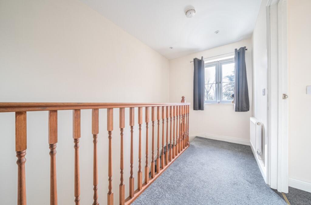 1376460-8-6911d12c60ff5