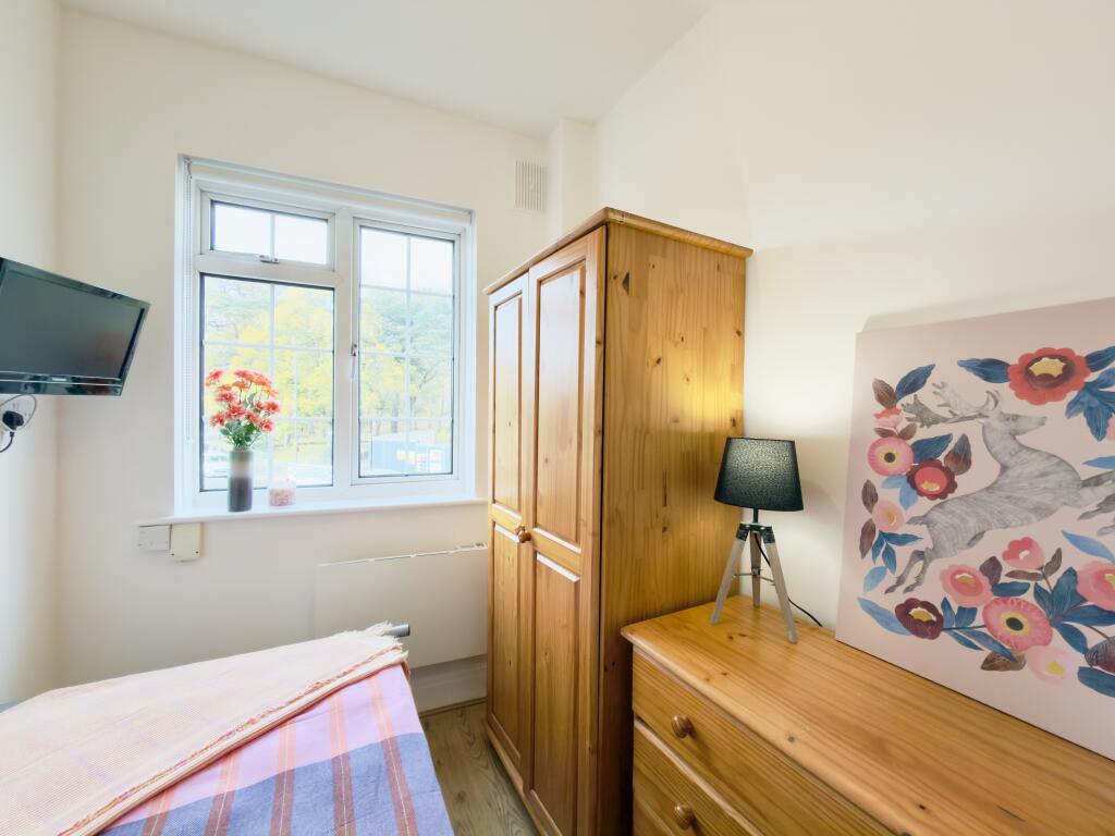 Uxbridge Road, Harrow, Middlesex, HA7