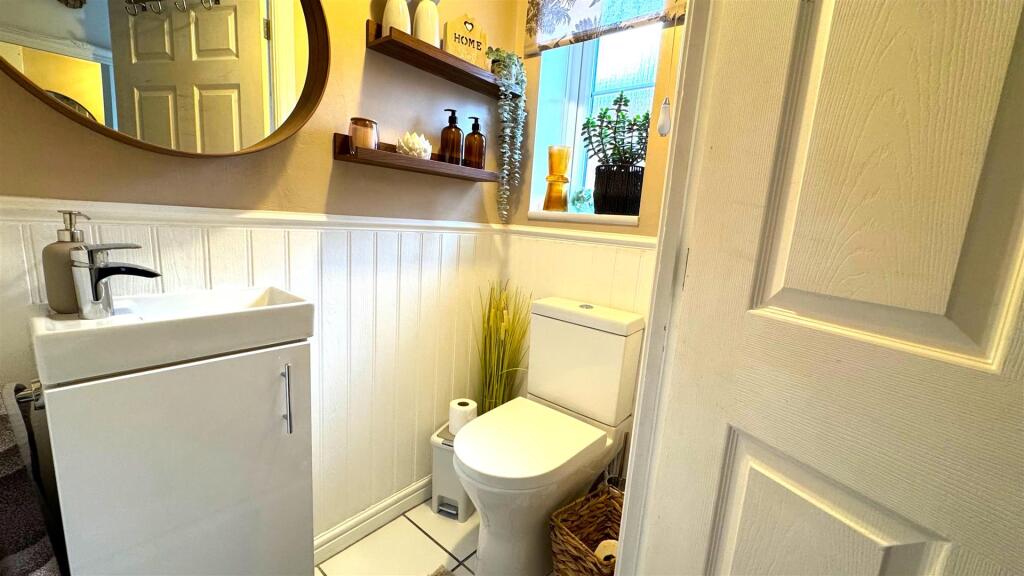 cloakroom 2.jpg