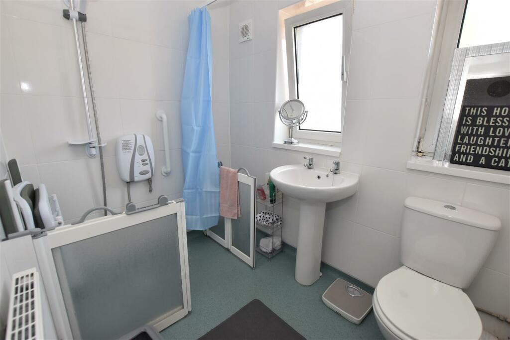 Wet Room.jpg