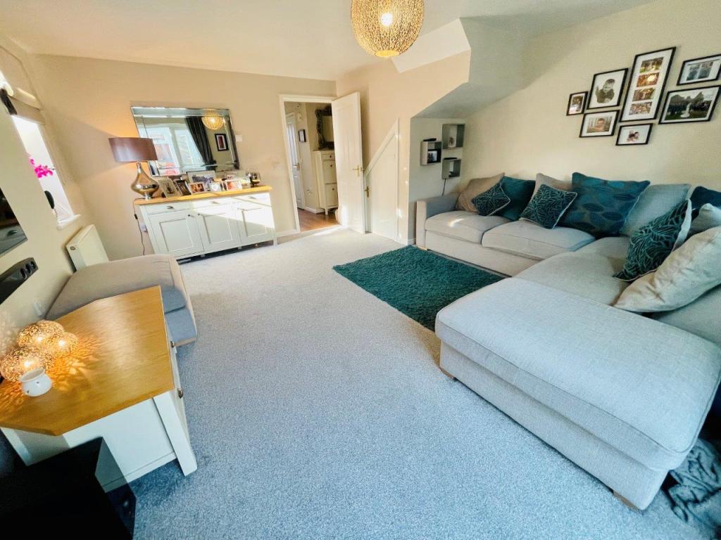 Living/Dining Room