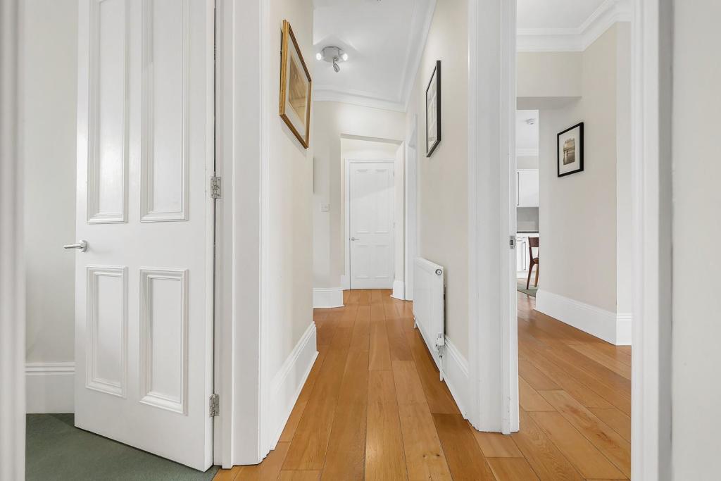 Hallway.jpg