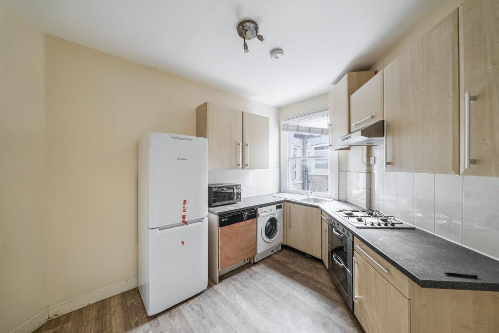 Flat 111 Castellain Mansions, Castellain Road, Maida Vale, London, W9 1HG