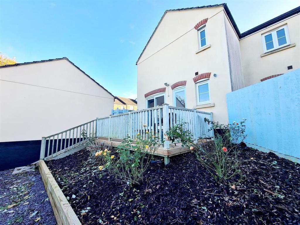 Garden &amp; Rear
