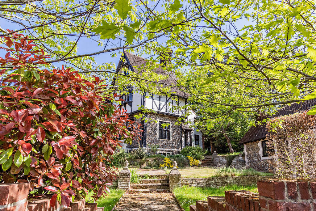 8646346-exterior1...