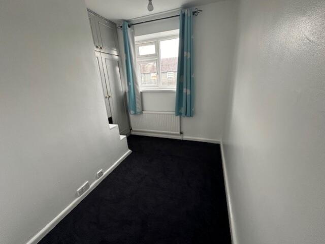 Small Front Bed 1