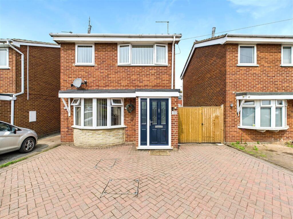 Waverley Lane, Burton-on-Trent (1).jpg