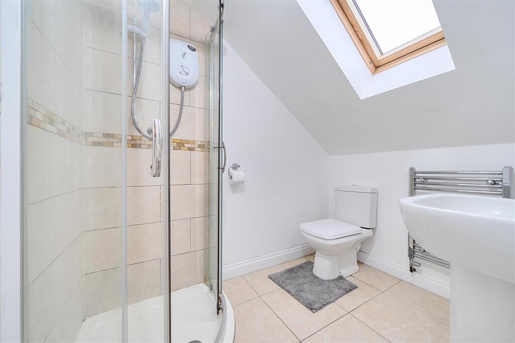 Bedroom One En-Suite