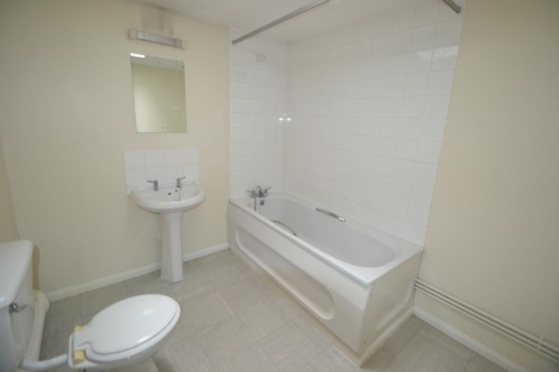 bathroom_med.jpg