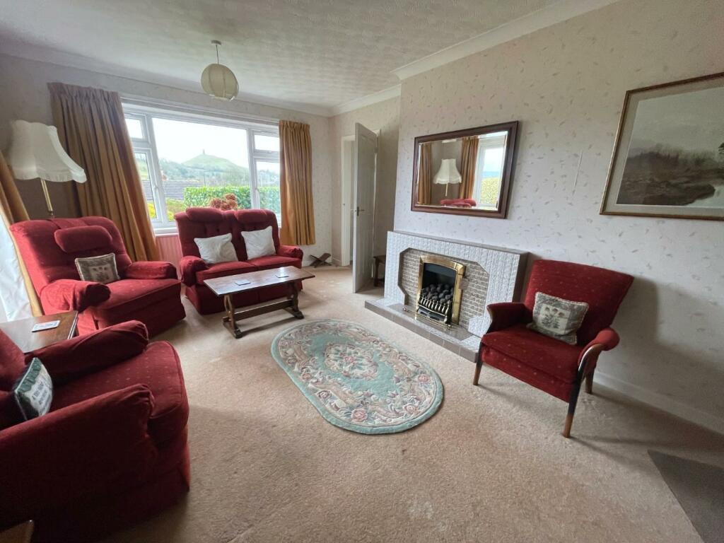 Living Room 2.JPG