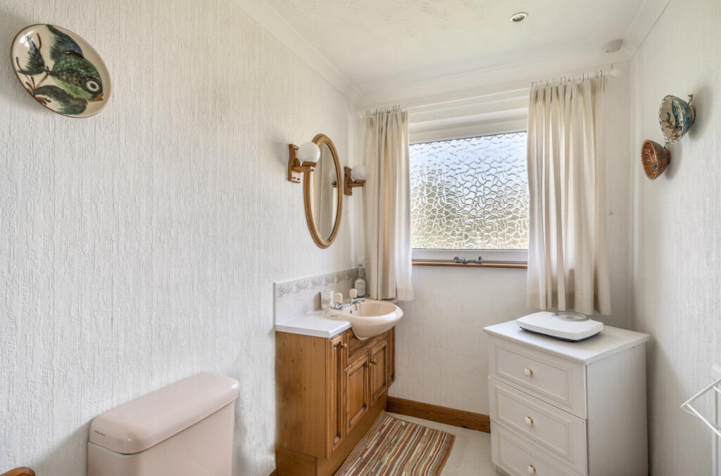 1359328-5-68d5247...