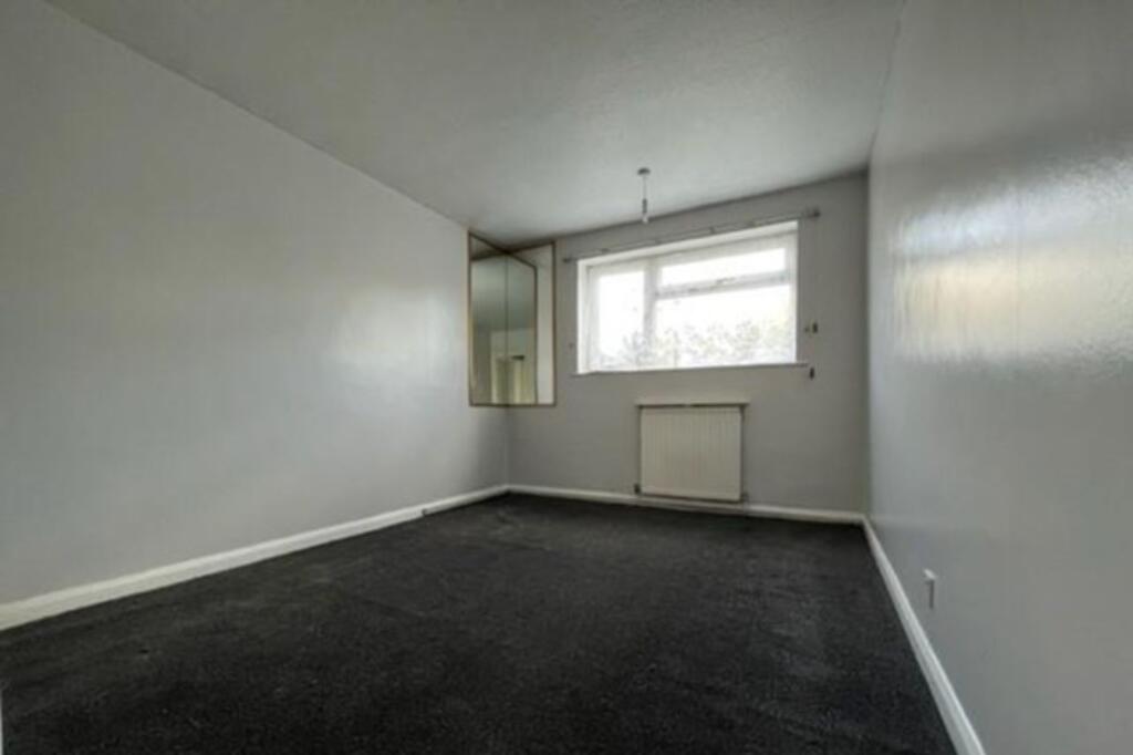 5 Lismore Close, Isleworth, London TW7 6QX