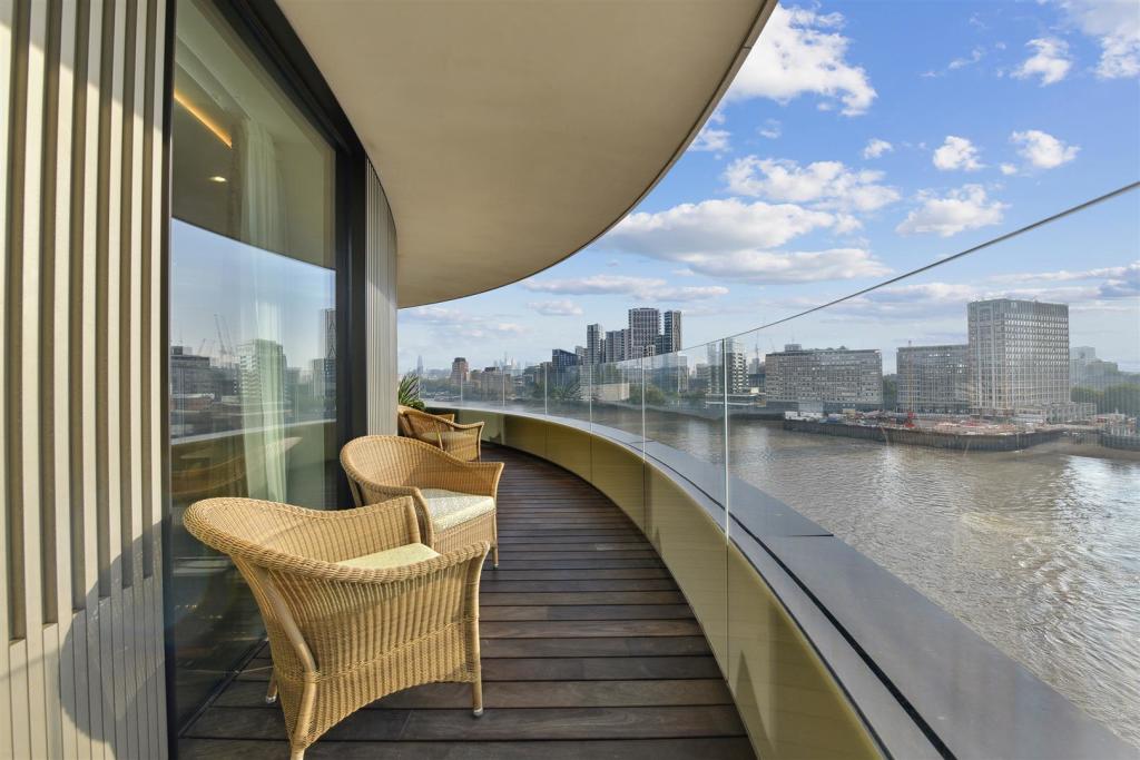 Apartment W703, Riverwalk, 161 Millbank (23).jpg