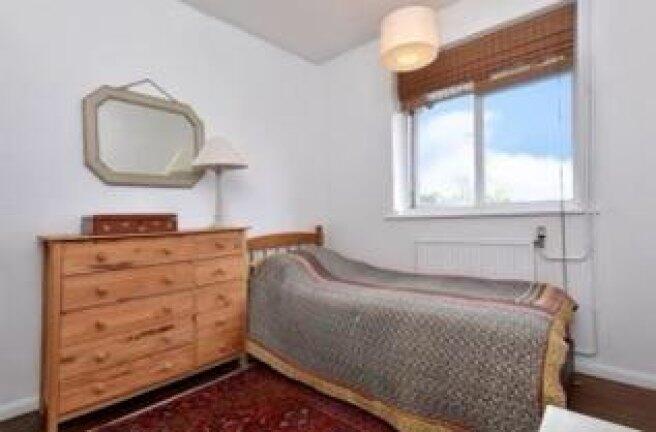 sumner-court-gu9-7jx-991782